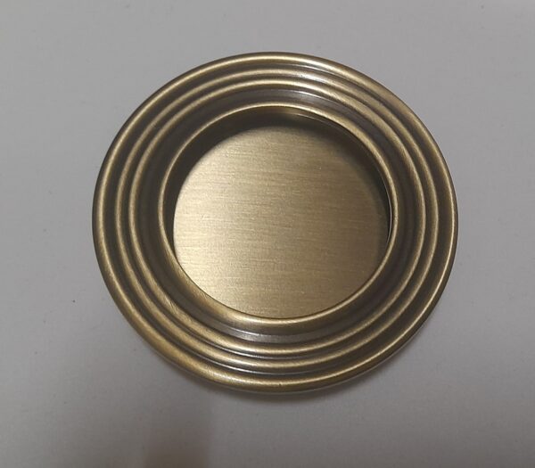 C1837 Reeded Round Flush Handle 63mm Antique Brass